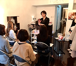 �m�[�Y���b�N�X�u�K